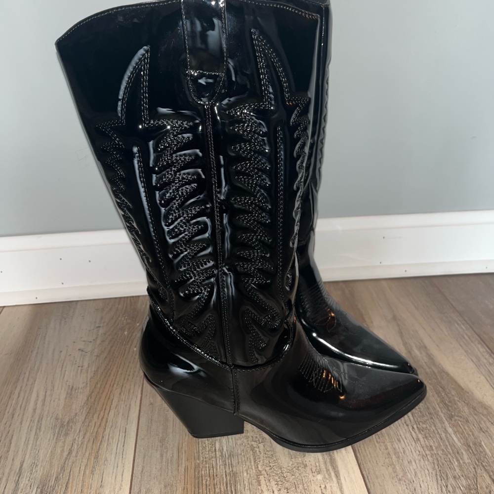 Black Mid Calf Cowboy Boots